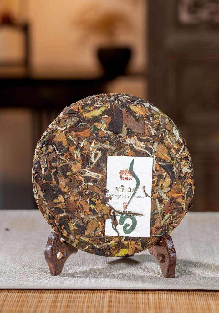 白茶压饼：不只是简单“压一压”