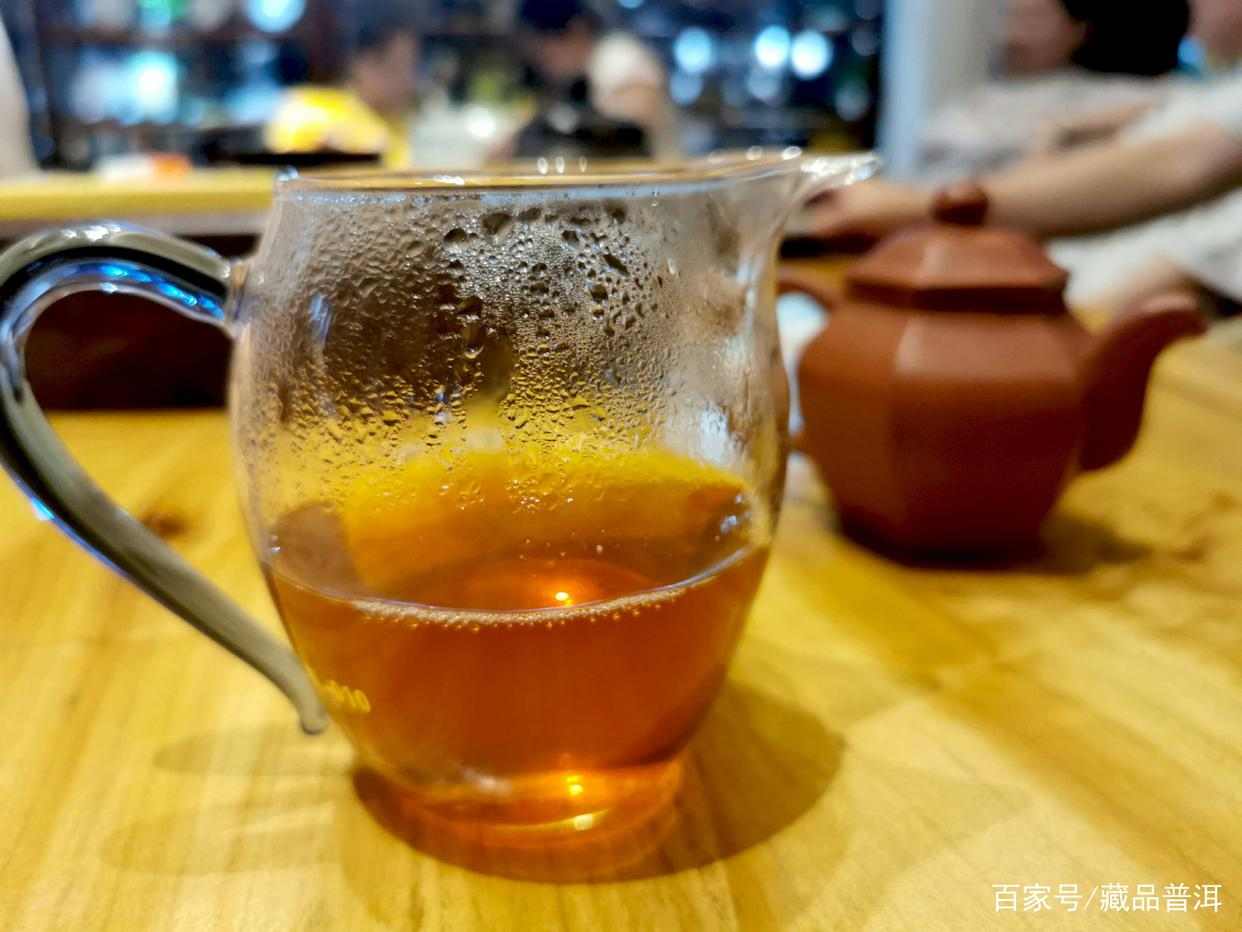 2005年乌金号圆茶，大益经典之作！现今行情已经高达数万元！