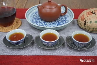 2005年勐海茶厂V93熟沱好喝吗？十年磨一剑，高端收藏型熟茶！