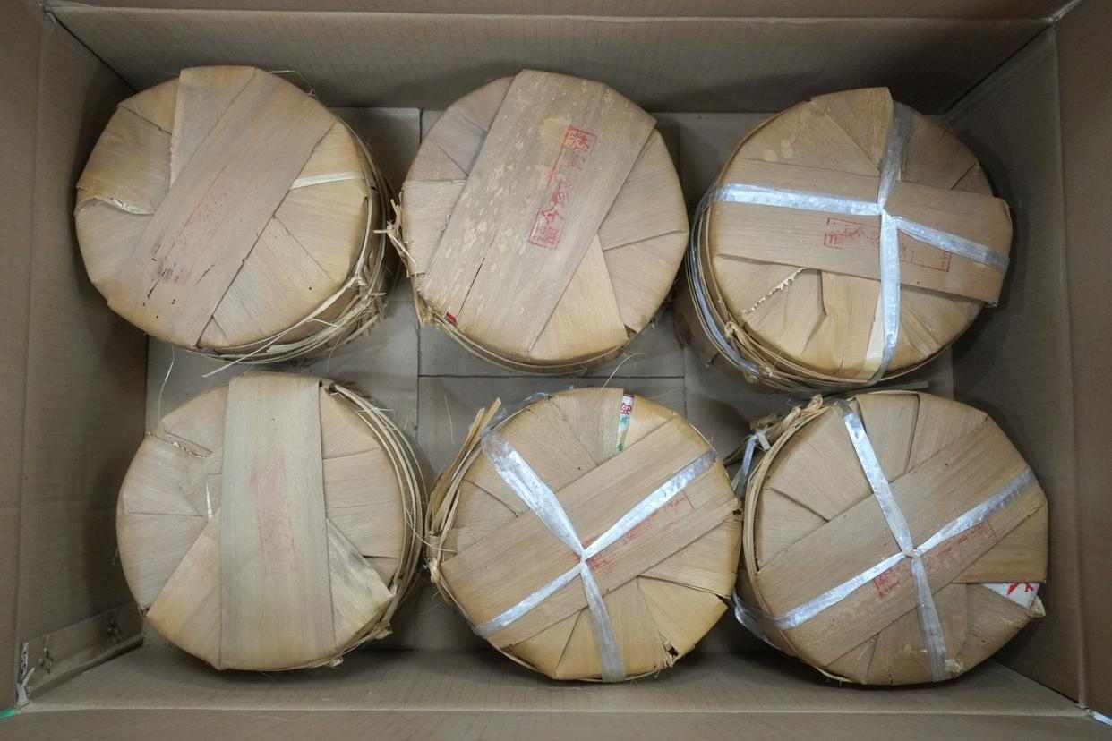 普洱茶要存在哪？怎样整理家庭茶仓？什么容器适合存茶？专业解析