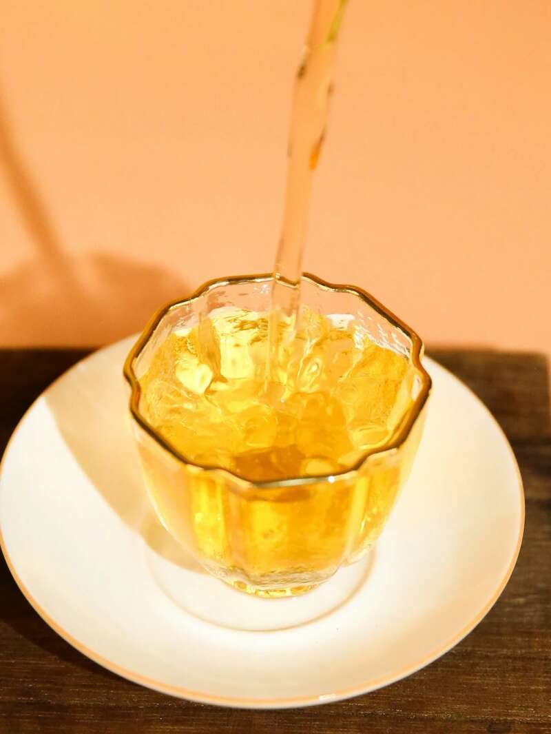 下关金丝沱茶 二十年经典再现，一缕金丝，万重茶香！