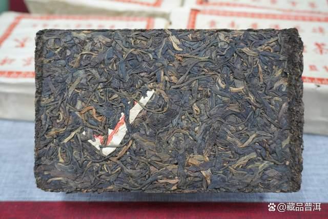 2004年澳门华联砖，勐海茶区特色野生茶，97华联砖“平替”版！