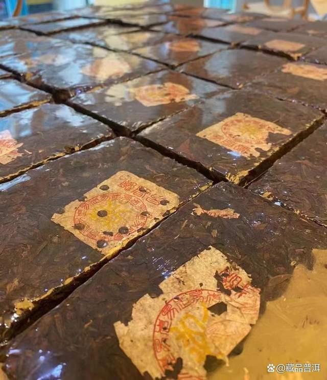 99易昌号黄片砖，易武标杆老茶韵，昌泰直供，渠道可靠！