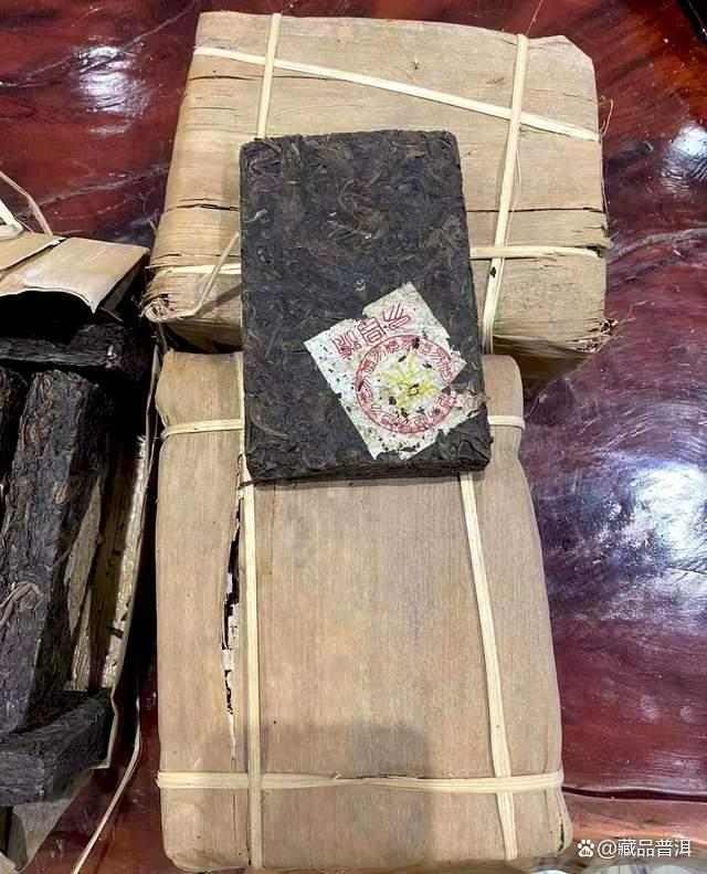 99易昌号黄片砖，易武标杆老茶韵，昌泰直供，渠道可靠！