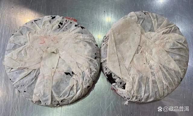 班章有机公章饼熟茶品鉴与市场价值解析