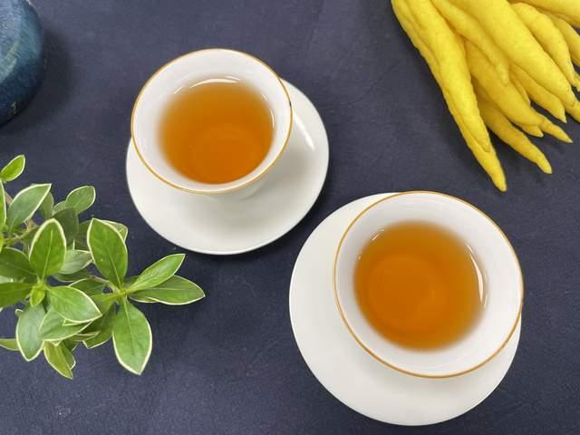 普洱茶苦涩酸味成因解析与品鉴技巧