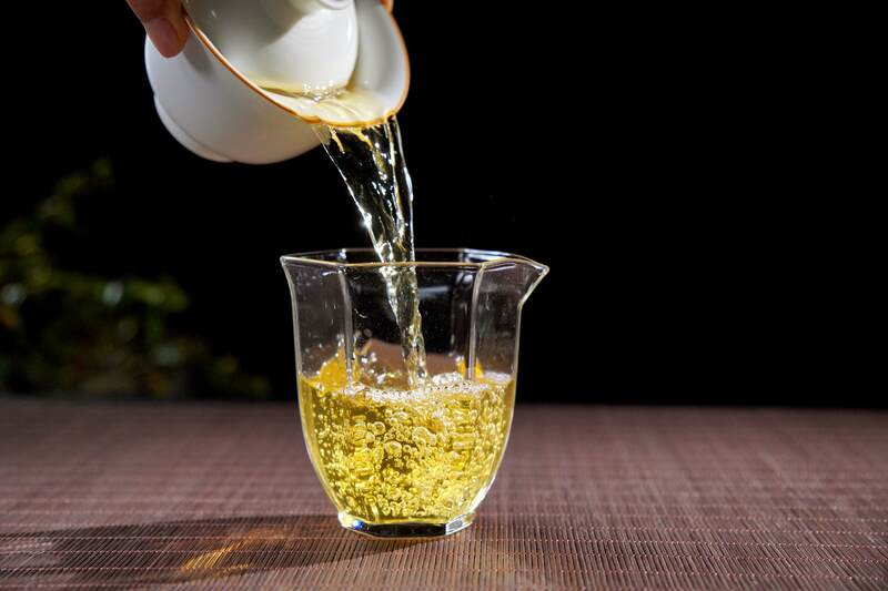 2024年一头大象孔雀龙珠生茶