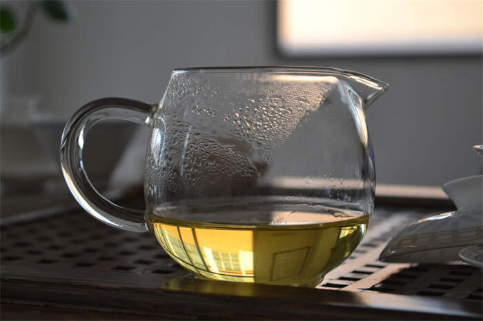 喝到麻舌头、锁喉的茶，别只怪农药！