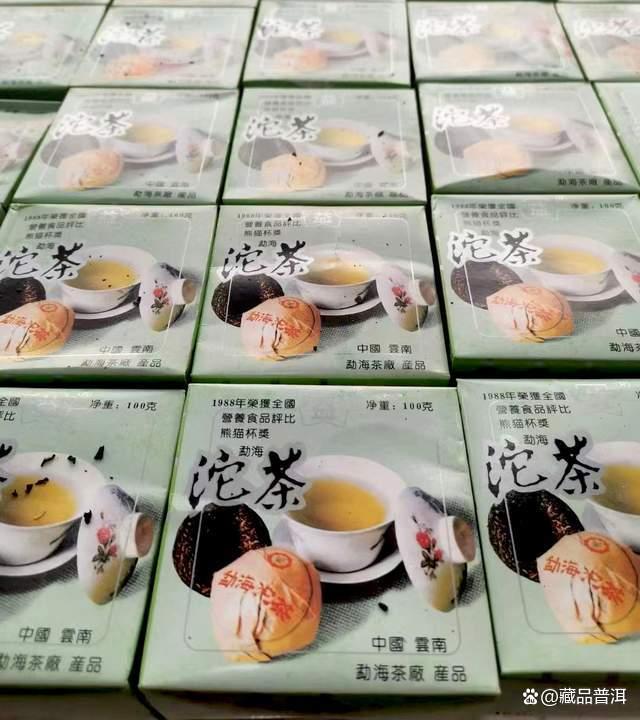 大益2003年花标熊猫沱茶详细解析，经典勐海风格老生沱品鉴指南