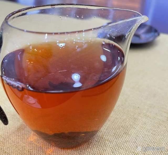 大益2003年花标熊猫沱茶详细解析，经典勐海风格老生沱品鉴指南