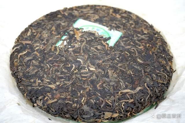 2008年黎明青饼0820深度测评 勐海传统普洱茶经典之作