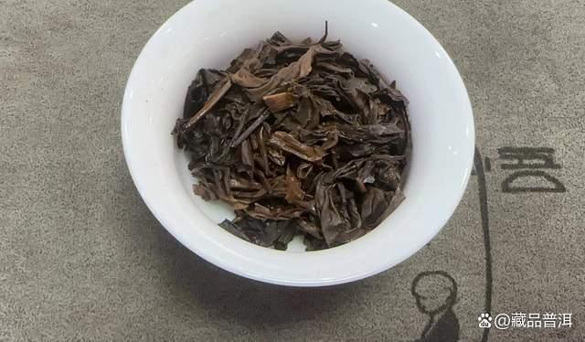 兴海2005年大口中老班章特点解析及品鉴体验