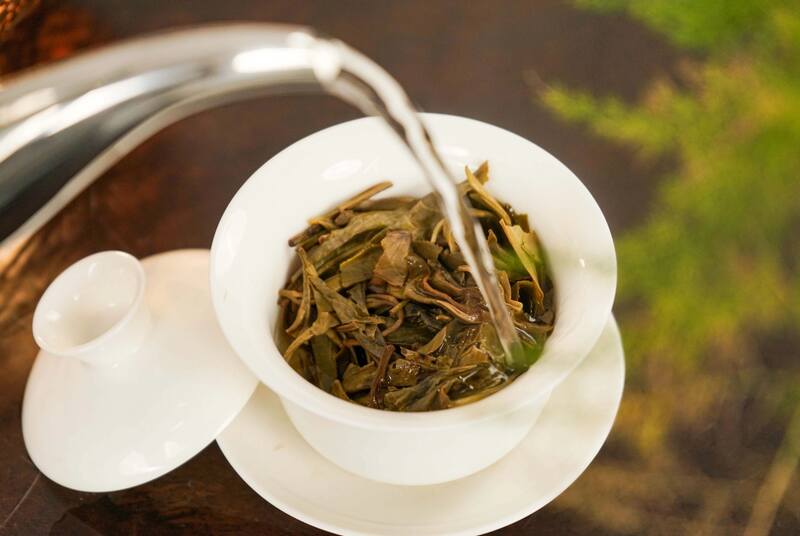 八角亭云南勐海早春乔木圆茶   经典再现，传奇新生！