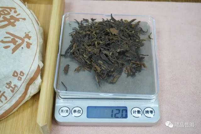 普洱老茶冲泡全攻略：选器投茶醒茶出汤技巧详解