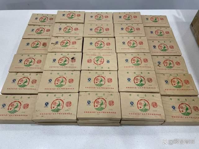 2006年福今布朗青砖普洱茶品鉴体验