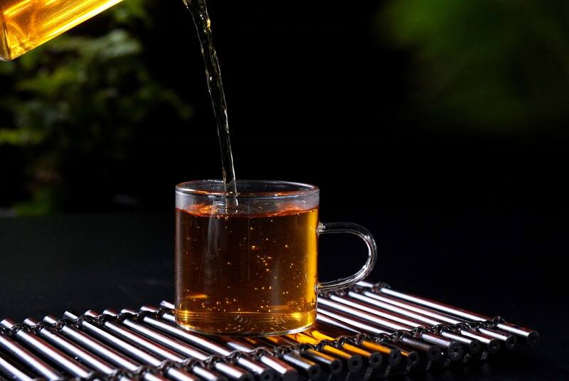 凤庆滇红茶：一头大象兰香松针