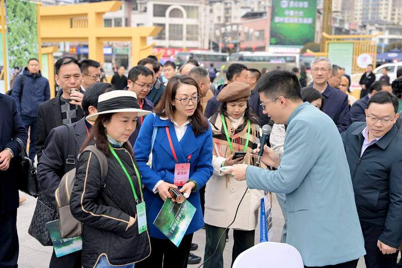 全球茶商共议茶业大计！2025年蒙顶山茶商大会圆满召开！