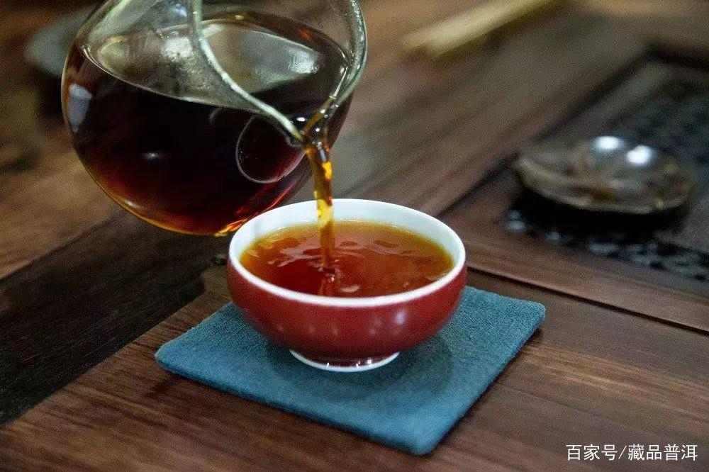 92方砖与96方砖区别对比，教你轻松分辨两款经典普洱茶