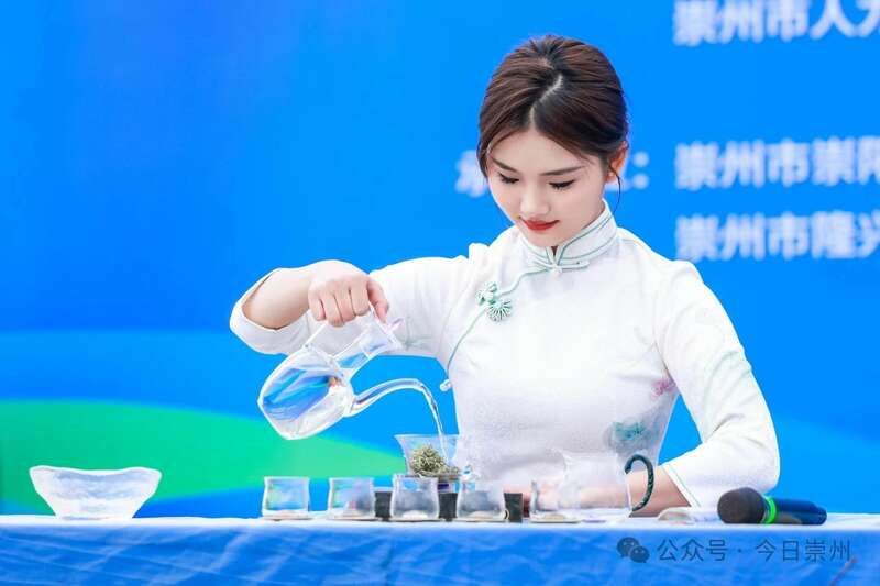 2025年成都百万职工技能大赛崇州茶艺师比赛圆满成功！