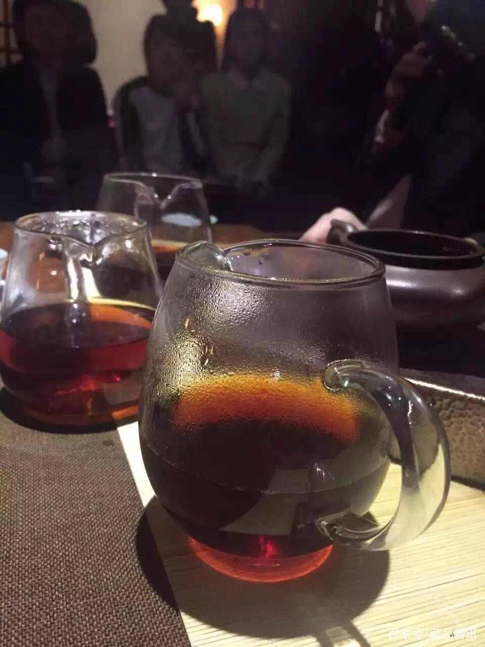 88青饼为什么这么火？揭秘这款普洱茶界传奇的魅力所在