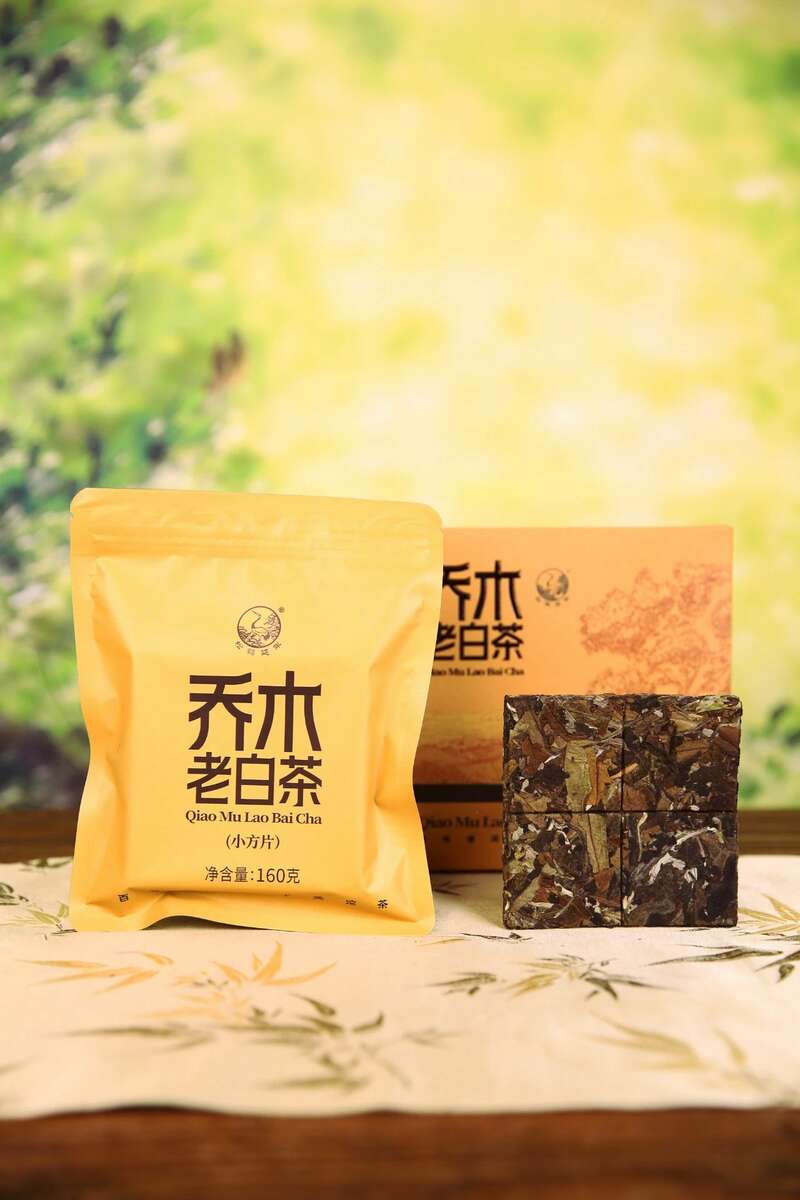 下关乔木老白茶 白茶小方片，春日小甜甜