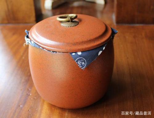 普洱茶存放四大禁忌：避光避湿避风正确储存方法