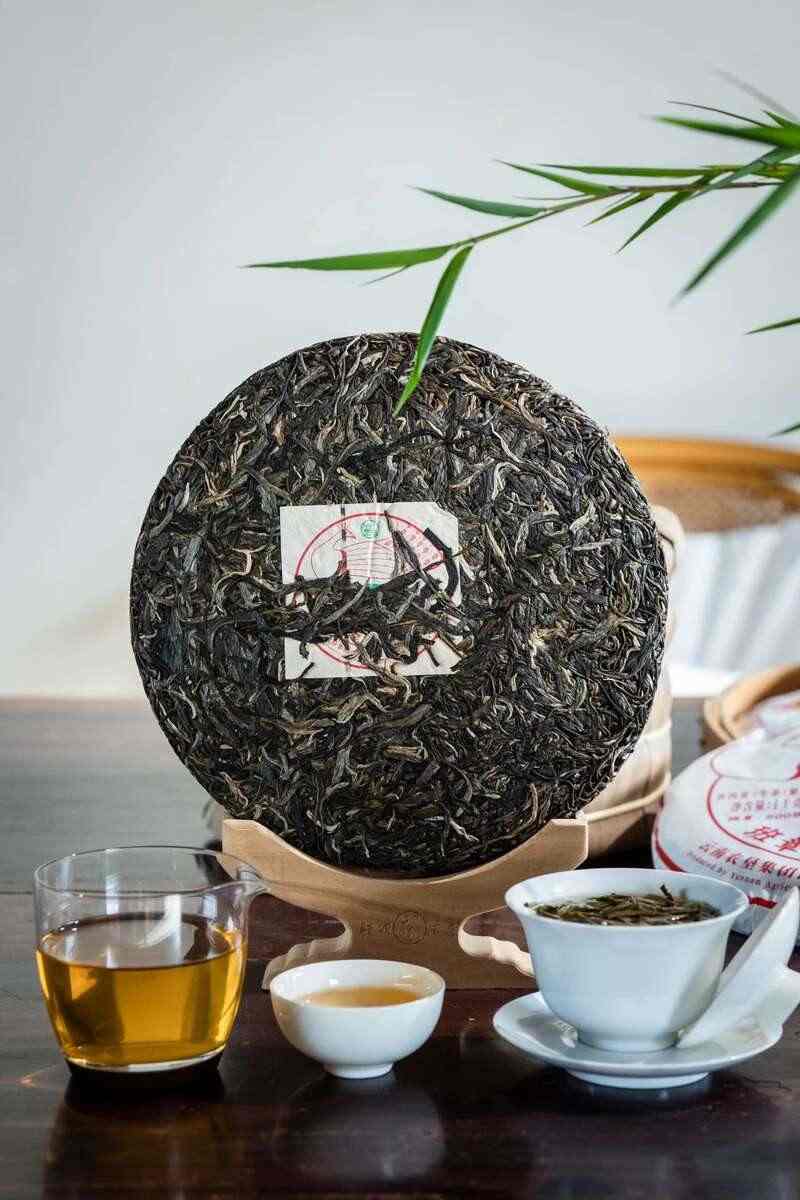 2025八角亭班章老寨腊欢·岩嫩圆茶 古乔木有机双绝，藏饮皆宜