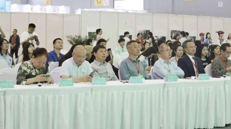 茗饮之事 从茶树开始 四川国际茶博会小记