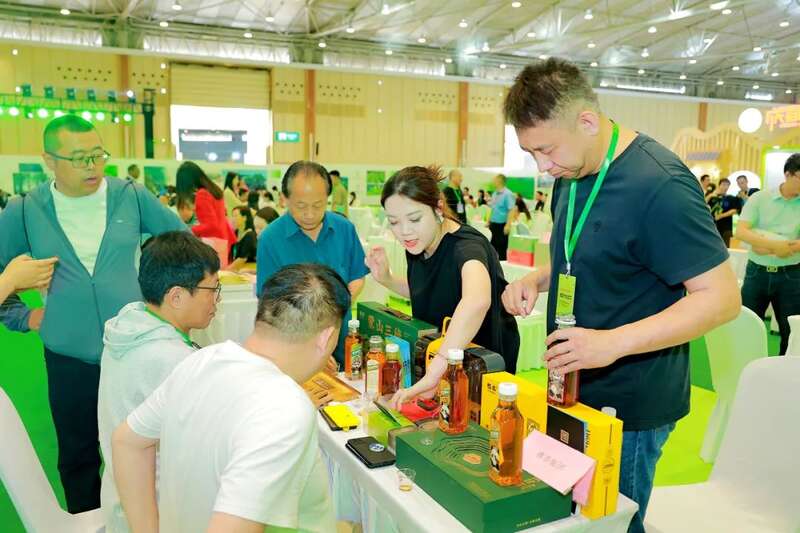 国际采购商站台，四川茶博会一对一专场供需对接会圆满举办