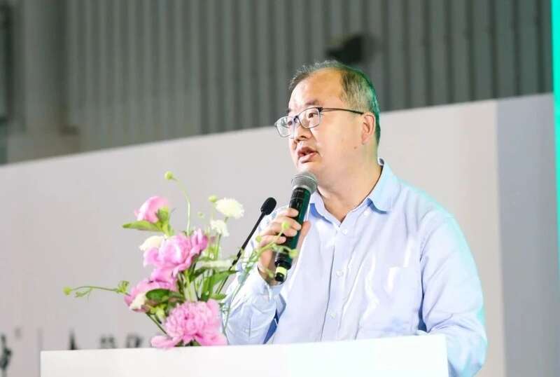 茶文化教育公益项目发布会暨“守护会呼吸的遗产”古树茶文化圆桌会议成功举行