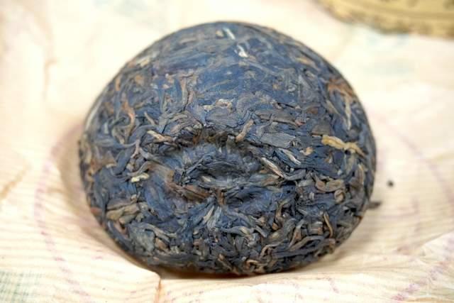 2004年下关红眼金丝沱深度解析，首批经典版收藏价值与品鉴体验