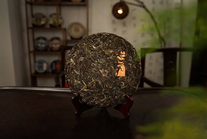 一饼纳福，香茗启运  “招财纳运”普洱生饼，一口甜到心尖！