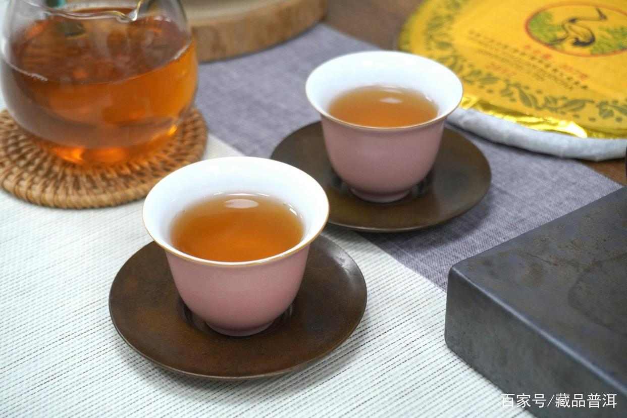 2012年下关金丝饼品质评测：十年陈化香柔蜜甜