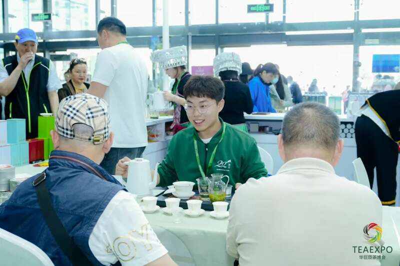 热度爆棚！华巨臣第15届武汉茶博会首日现场直击！