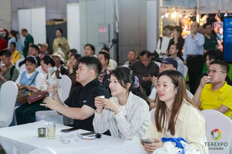 热度爆棚！华巨臣第15届武汉茶博会首日现场直击！