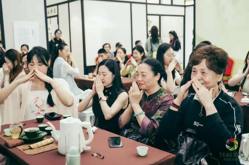 热度爆棚！华巨臣第15届武汉茶博会首日现场直击！