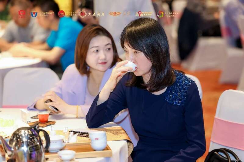 “茶酒融合•互利共赢”论坛在西安举办  行业领袖对话，共谋合作发展