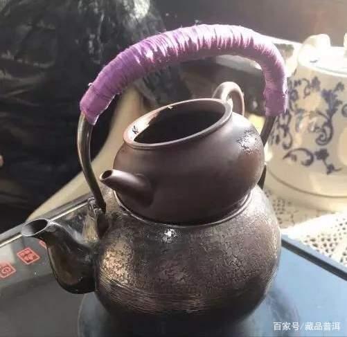 冲泡普洱茶，讲究“看茶泡茶”！详解冲泡99易昌号的小技巧