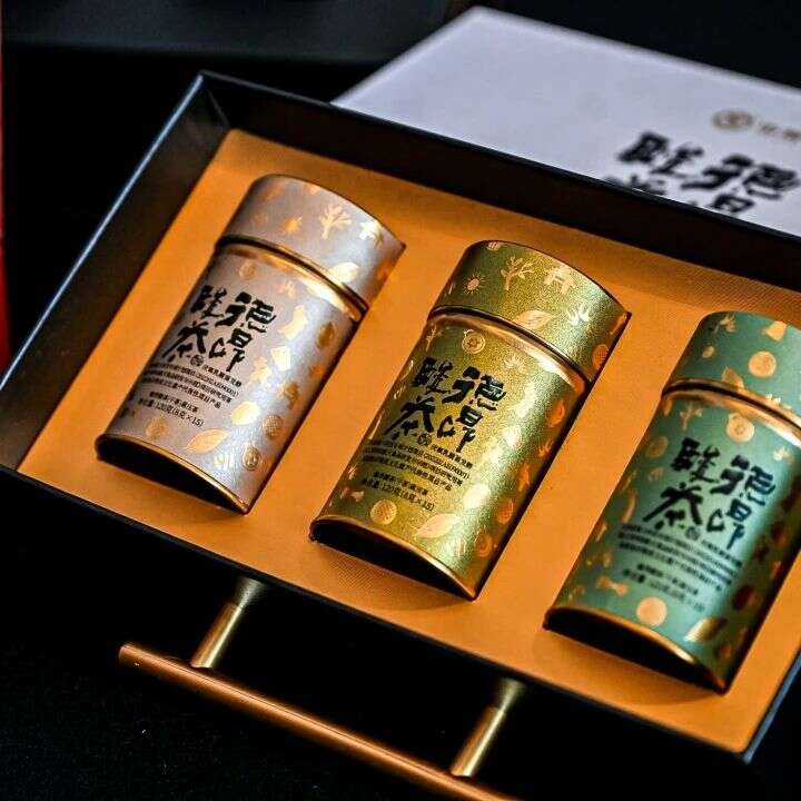 “科技引领未来美好生活”引跑健康志愿者招募项目暨中茶科技茶系列产品推介会在青岛成功举办