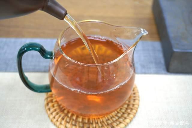 2010年福今尊享青饼深度评测：十年陈化品质卓越