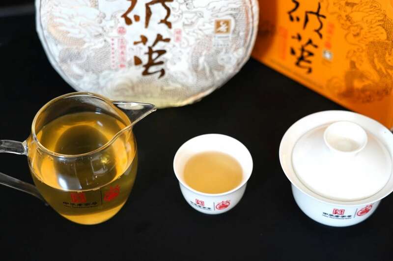 八角亭破茧  九年经典延续，破茧成茗