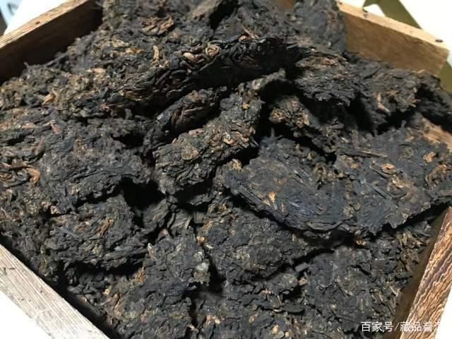 撬散普洱茶存放方法详解，选择合适容器避免氧化受潮