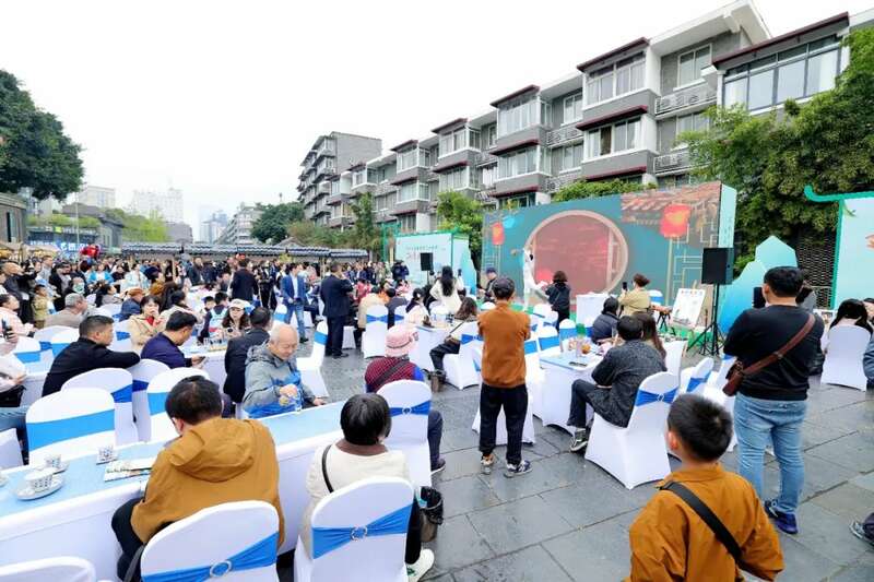 全国客商云集成都，共品中国春天的第一杯茶：纳溪特早茶