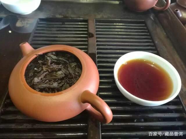 普洱茶红印蓝印真假辨别技巧，老茶收藏避坑指南