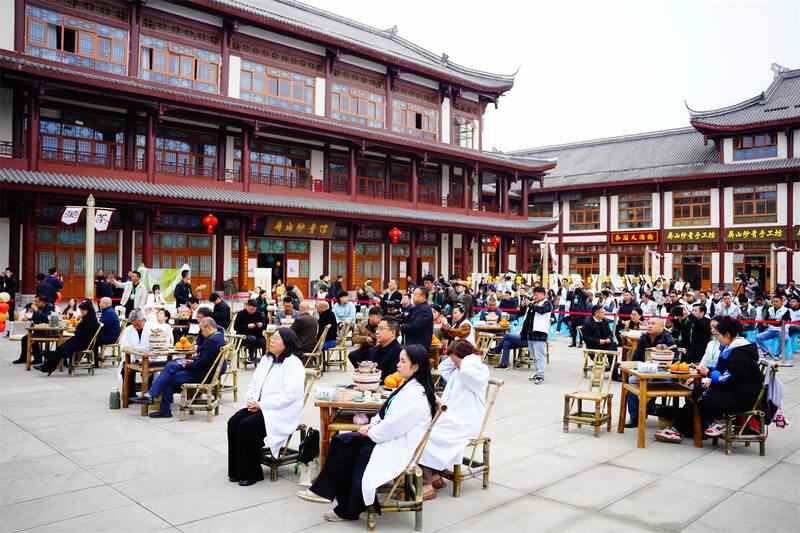 守千年茶脉·创数字未来：首届“屏山炒青杯”四川炒青斗茶大赛精彩开赛