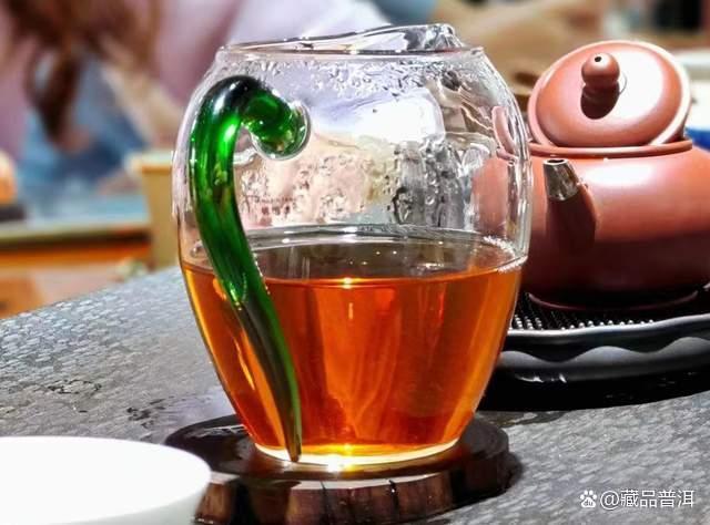 93青饼普洱茶详细介绍：1993年勐海茶厂7542配方特点解析