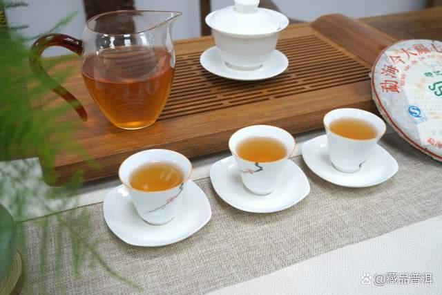 今大福2012年特优青饼品鉴实录，十年陈化见证品质蜕变