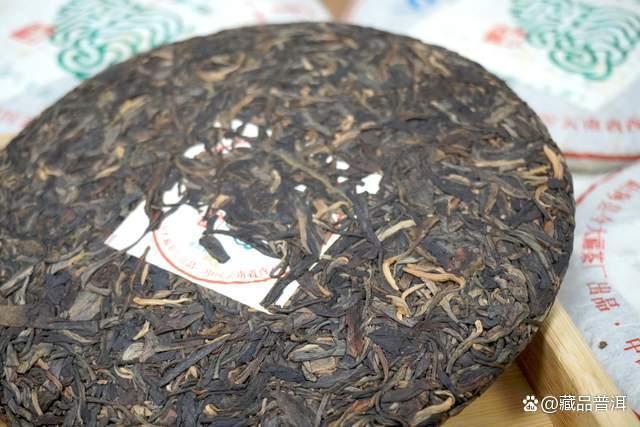 今大福2012年特优青饼品鉴实录，十年陈化见证品质蜕变