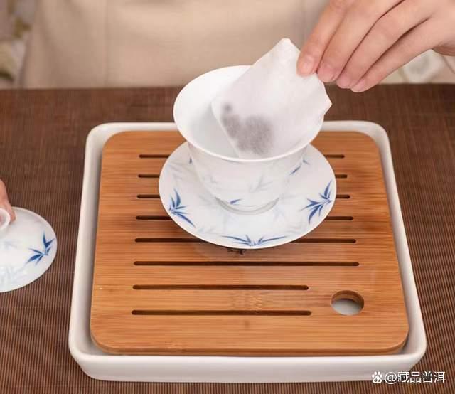 普洱茶怎么撬开不碎？茶饼茶砖的正确撬茶技巧