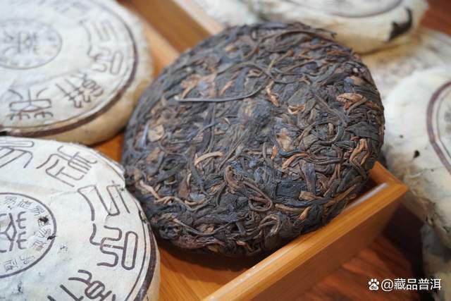 99易昌号小饼品鉴：早期易武纯料茶的标杆之作